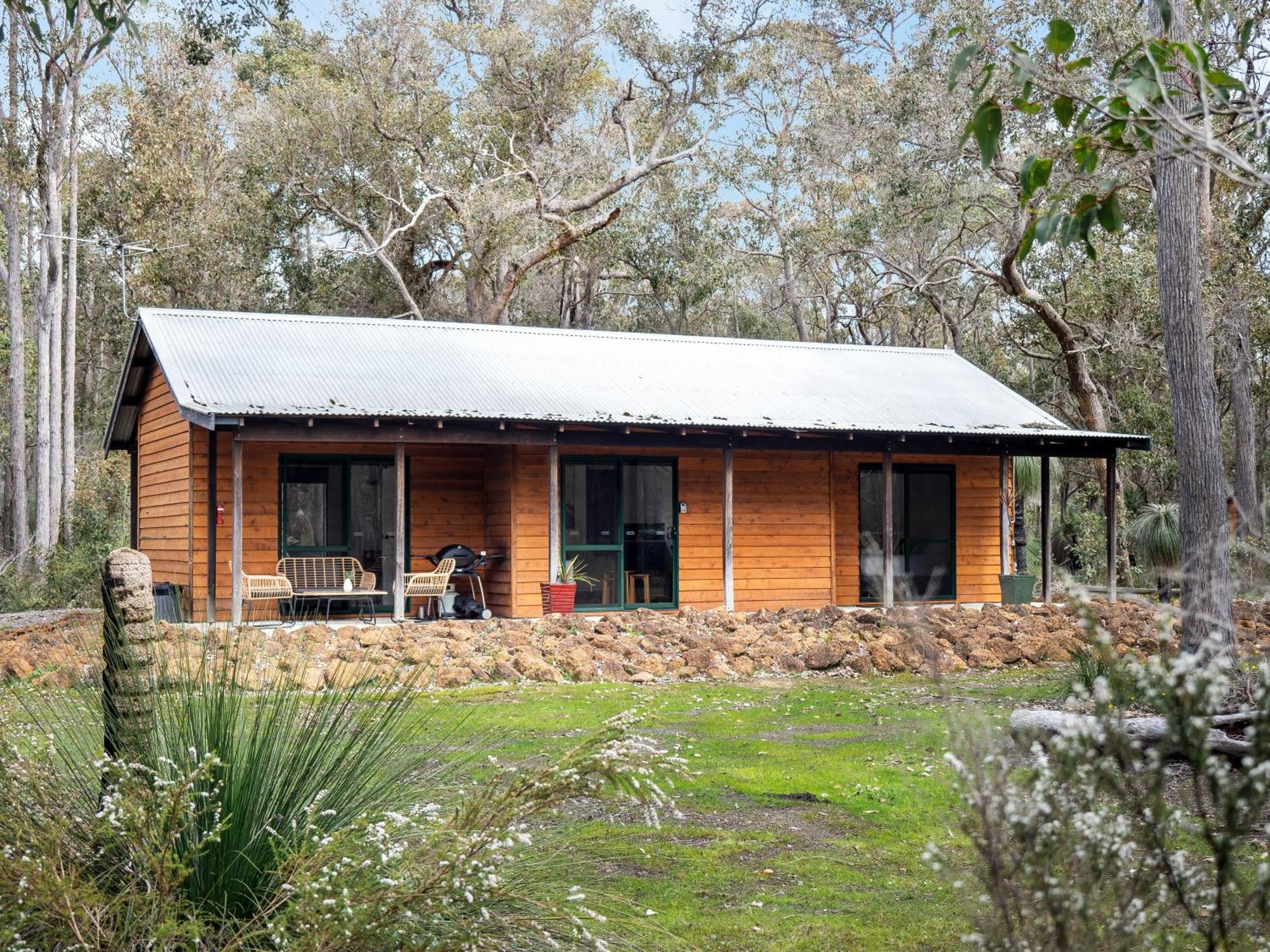 Island Brook Estate Vineyard And Chalets Yelverton Extérieur photo