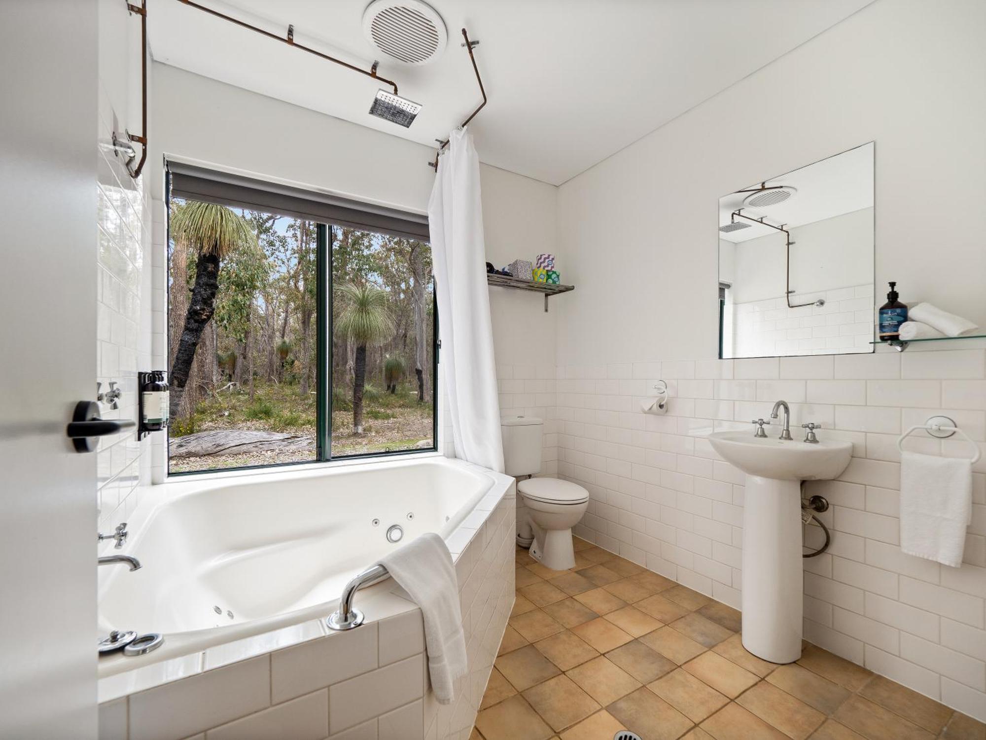 Island Brook Estate Vineyard And Chalets Yelverton Extérieur photo
