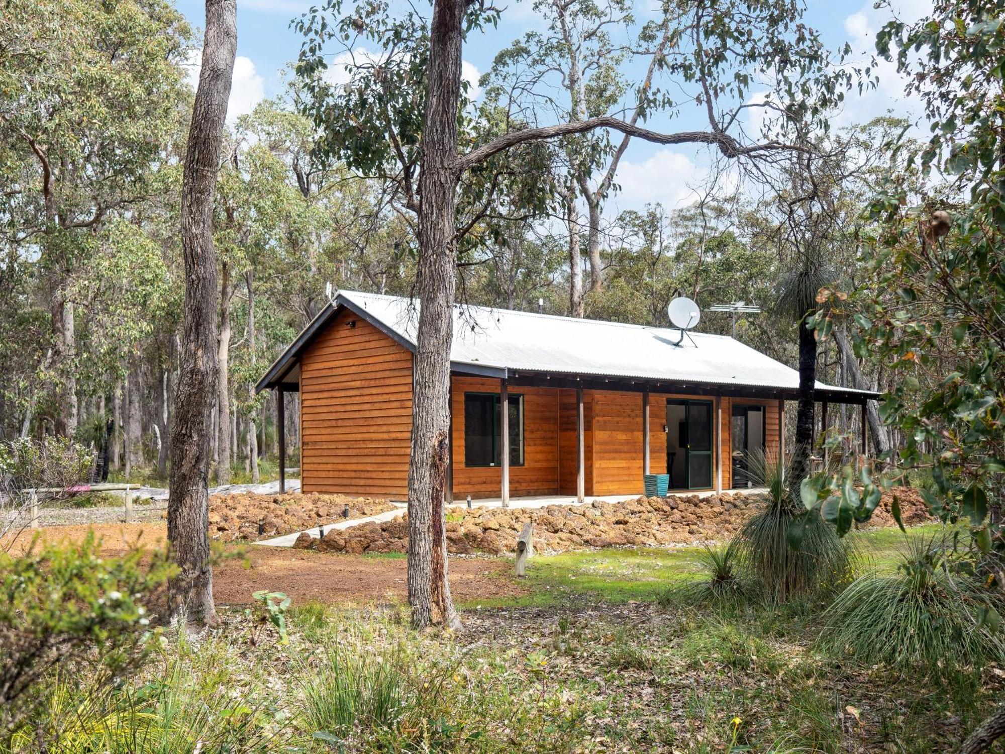 Island Brook Estate Vineyard And Chalets Yelverton Extérieur photo