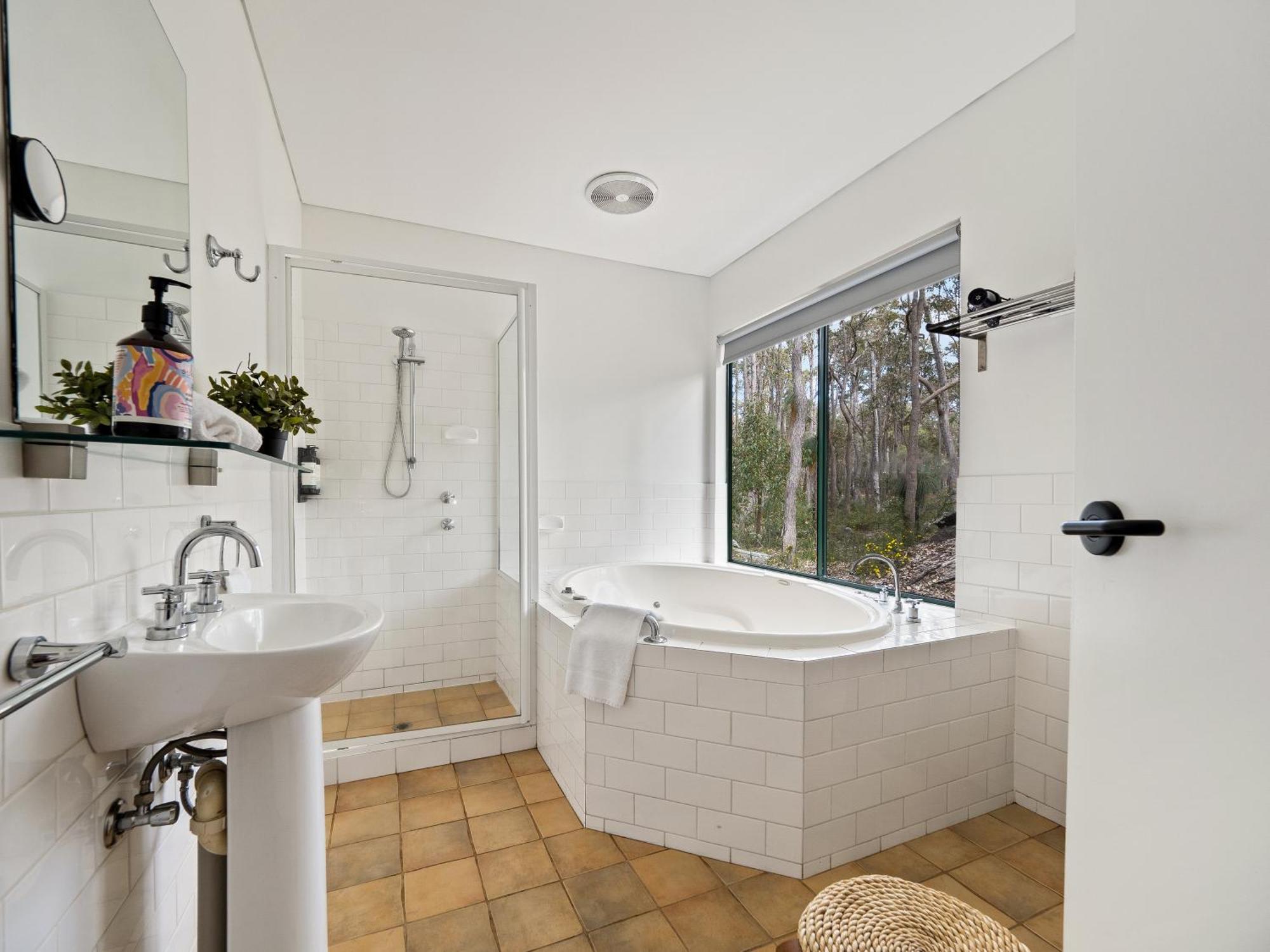 Island Brook Estate Vineyard And Chalets Yelverton Extérieur photo