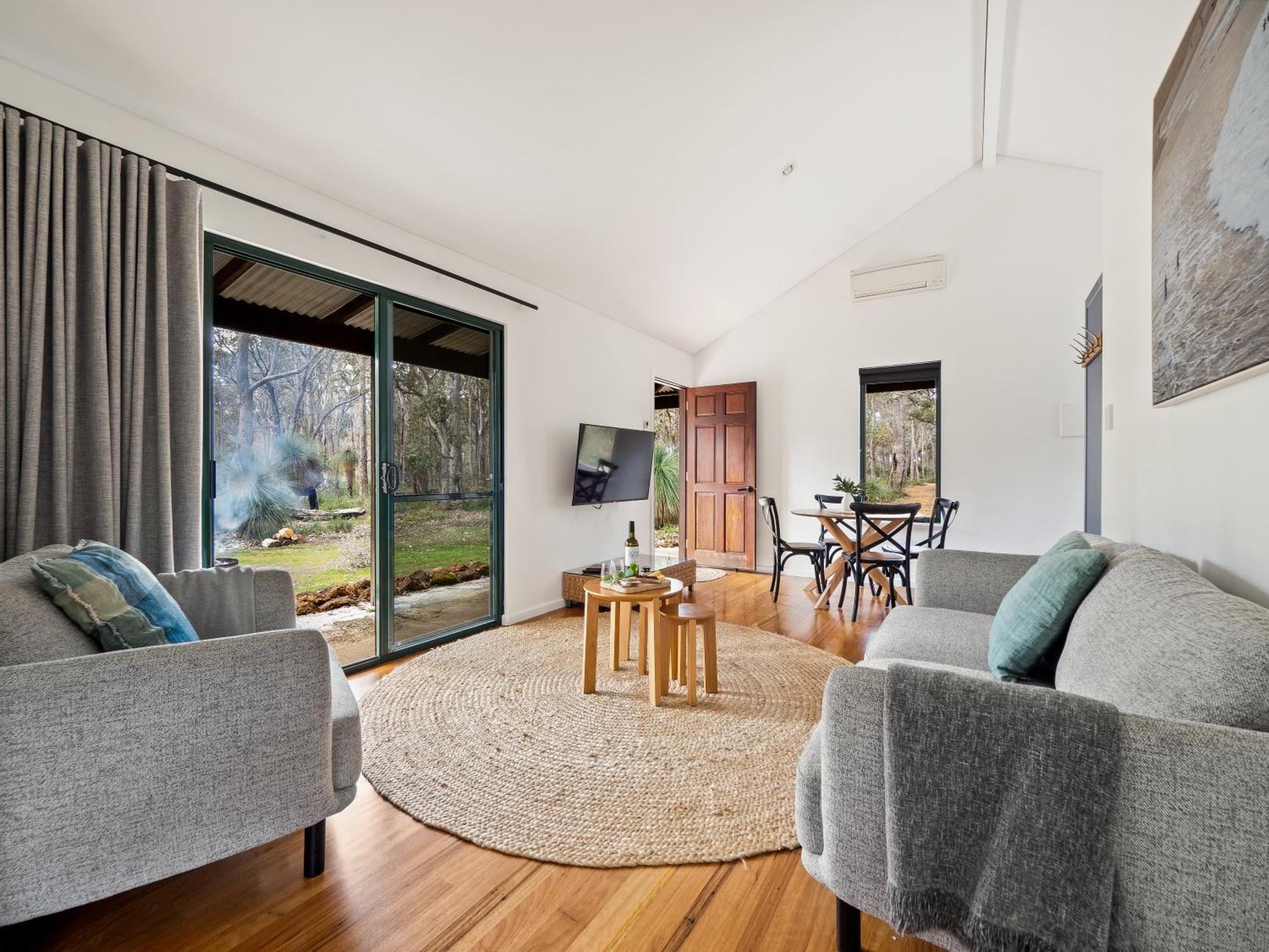 Island Brook Estate Vineyard And Chalets Yelverton Extérieur photo